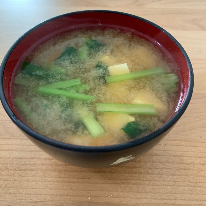 小松菜と豆腐の簡単味噌汁